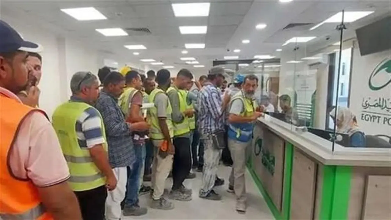 رابط الاستعلام.. موعد صرف منحة العمالة غير المنتظمة لشهر أكتوبر في مصر